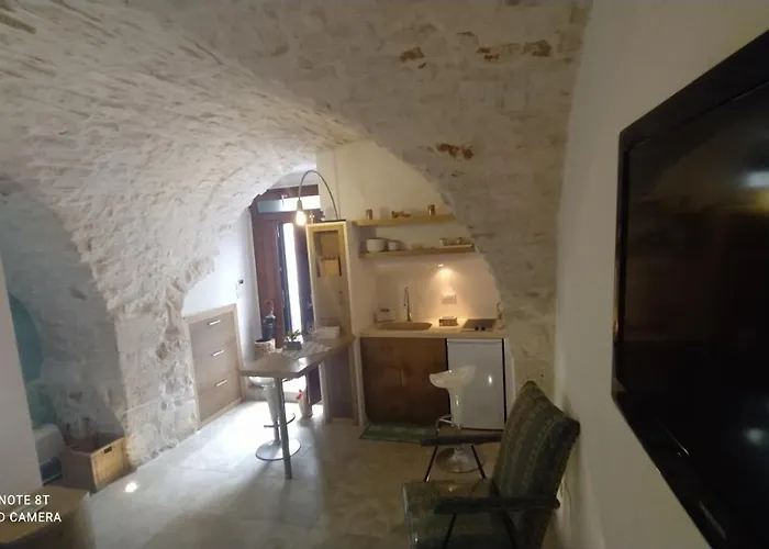 La Volta Del Conte-holiday Centro Storico Apartment